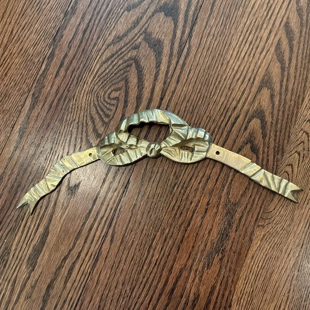Vintage Brass Bow‎ Ribbon Wall Hanging 14